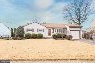 1027 Estates Blvd, Hamilton Township, NJ 08690 - Photo 1