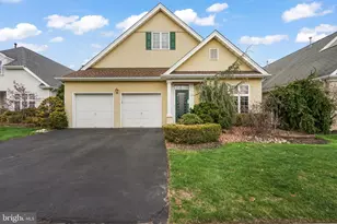 33 Coneflower Ln, Princeton Junction, NJ 08550 - Photo 1