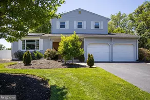 9 Wolfpack Rd, Hamilton Township, NJ 08619 - Photo 1