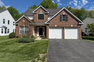 54 Lexington Dr, Pennington, NJ 08534 - Photo 1
