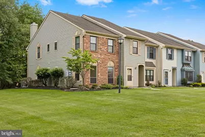 139 Wyndham Place, Trenton, NJ 08691 - Photo 1
