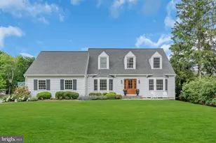 9 Chadwell Ct, Pennington, NJ 08534 - Photo 1