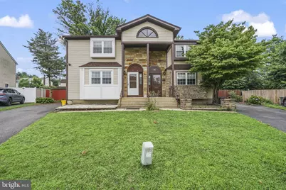 21 Jeremy Drive, Dayton, NJ 08810 - Photo 1