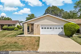 297 Yardley Dr, Monroe Township, NJ 08831 - Photo 1