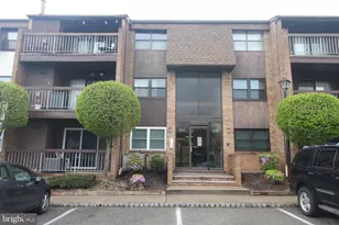 615 Sharon Garden Ct, Woodbridge Township, NJ 07095 - Photo 1