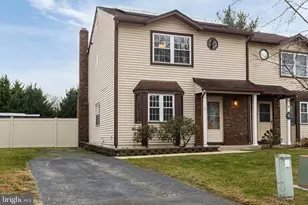 8 Marc Dr, Dayton, NJ 08810 - Photo 1
