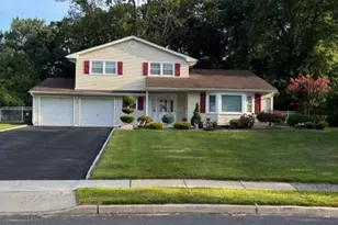 22 Tuscorora Circle, Old Bridge Township, NJ 08857 - Photo 1