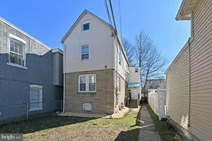 652 Penn St, Perth Amboy, NJ 08861 - Photo 1