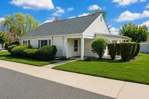 220 Manchester Ln, Monroe Township, NJ 08831 - Photo 1