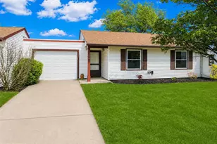 149 Maclura Plaza, Monroe Township, NJ 08831 - Photo 1