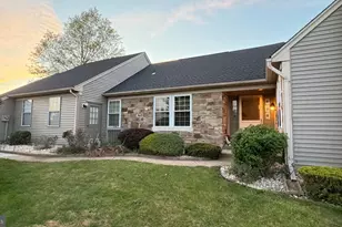 3 William Penn Ct, Monroe Township, NJ 08831 - Photo 1