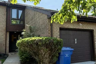 181 Nathan Dr, North Brunswick Township, NJ 08902 - Photo 1