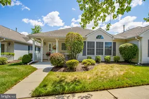 212 N Pondview Blvd, Monroe Township, NJ 08831 - Photo 1