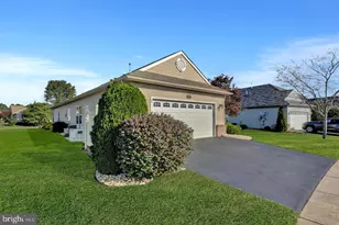 15 Lorenzo Rd, Manchester Township, NJ 08759 - Photo 1