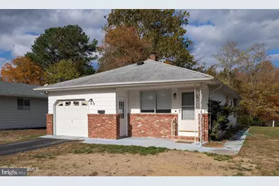 32 Fort De France Avenue, Toms River, NJ 08757 - Photo 1