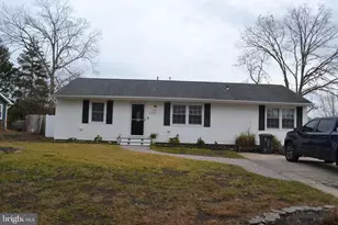 123 Spinnaker Ave, Manahawkin, NJ 08050 - Photo 1