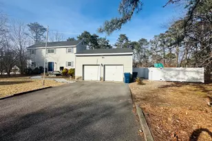 15 Cherrywood Dr, Tuckerton, NJ 08087 - Photo 1
