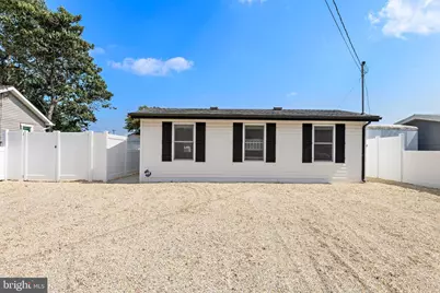 11 Charles Boulevard, Manahawkin, NJ 08050 - Photo 1