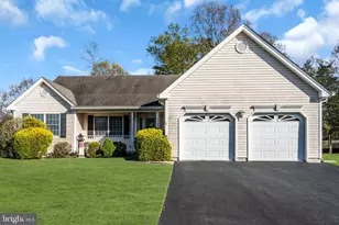 9 Lucille Ct, Tuckerton, NJ 08087 - Photo 1