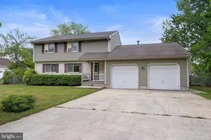 28 Memorial Dr, Barnegat, NJ 08005 - Photo 1