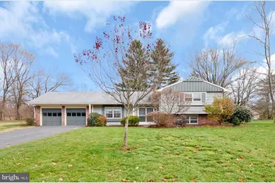 19 Jamestown Road, Montgomery Township, NJ 08502 - Photo 1