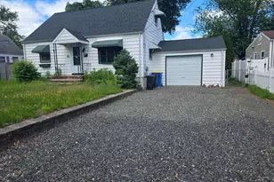27 Koehler Dr, South Bound Brook, NJ 08880 - Photo 1