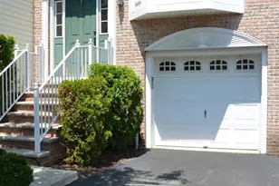 17 Dogwood Ln, Phillipsburg, NJ 08865 - Photo 1