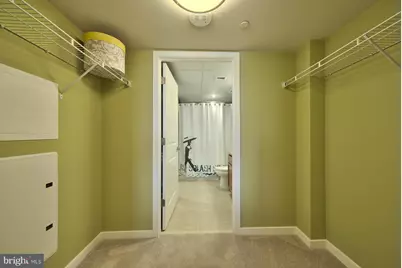 2700 Dorr Avenue Avenue N #1 BR 1 BA, Fairfax, VA 22031 - Photo 12