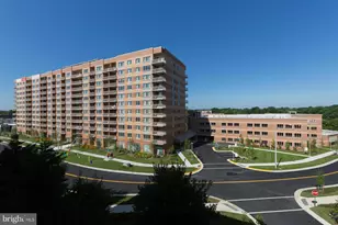 2700 Dorr Ave Ave N, Fairfax, VA 22031 - Photo 1