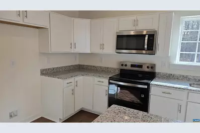 88 Martin Village Rd #MV 16D, Louisa, VA 23093 - Photo 12