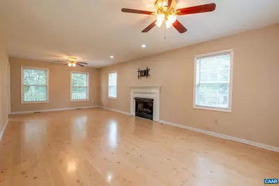 497 Sunset Dr, Stanardsville, VA 22973 - Photo 10