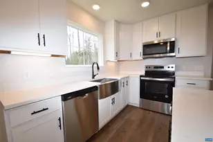 Three Chopt Rd, Kents Store, VA 23084 - Photo 12