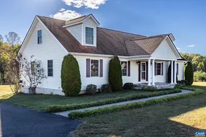 478 Rosewood Dr, Scottsville, VA 24590 - Photo 2