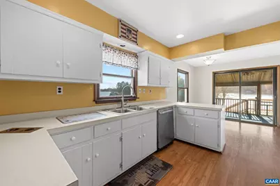 1753 North Lakeshore Dr, Louisa, VA 23093 - Photo 18