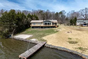 1753 N Lakeshore Dr, Louisa, VA 23093 - Photo 1