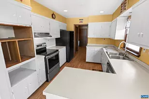 1753 N Lakeshore Dr, Louisa, VA 23093 - Photo 20