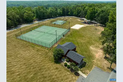 290 Merion Dr, Gordonsville, VA 22942 - Photo 10