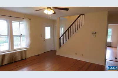 740 Canal St, Scottsville, VA 24590 - Photo 10