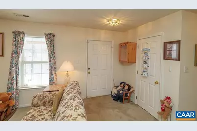 382 Patrick Henry Pl, Louisa, VA 23093 - Photo 4