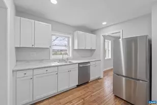 4292 W River Rd, Scottsville, VA 24590 - Photo 8