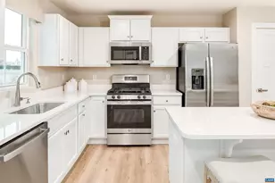 151 Sequoia Dr, Winchester, VA 22923 - Photo 6