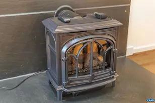 279 Deer Haven Ln, Troy, VA 22974 - Photo 6