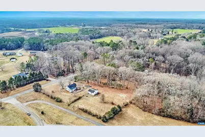 616 Broad St, Manakin, VA 23103 - Photo 20