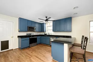 14 Woodlawn Dr, Palmyra, VA 22963 - Photo 2