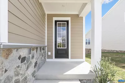 385 Bayberry Ln, Gordonsville, VA 22942 - Photo 4