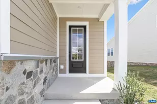 385 Bayberry Ln, Zion Crossroads, VA 22942 - Photo 4