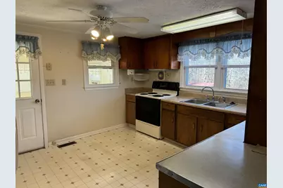 291 Arrow Head Ln, Palmyra, VA 22960 - Photo 16