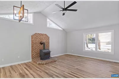 820 Jefferson Dr, Palmyra, VA 22963 - Photo 2