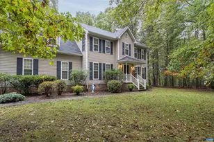 240 Oakmont Dr, Gordonsville, VA 22942 - Photo 2