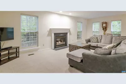 240 Oakmont Dr, Gordonsville, VA 22942 - Photo 6